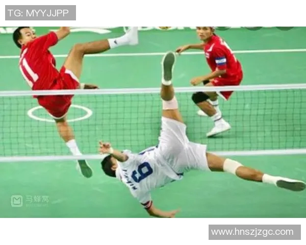 足球明星观看藤球比赛视频的精彩瞬间与感悟分享